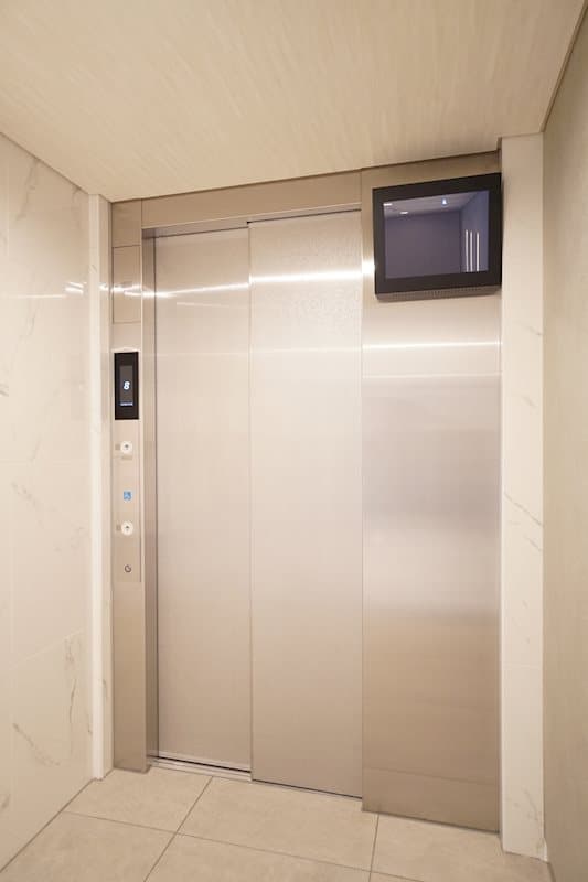 Room image 12