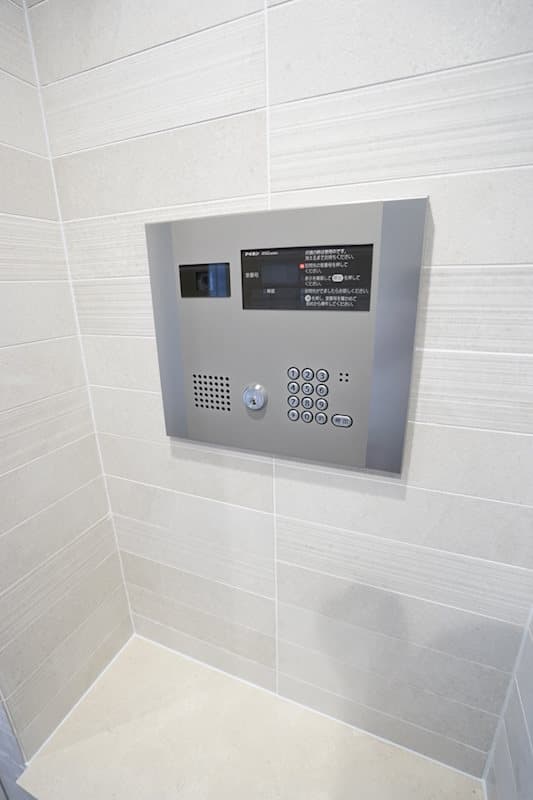 Room image 12