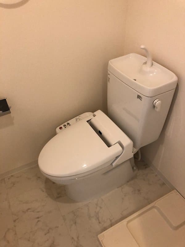 Room image 8