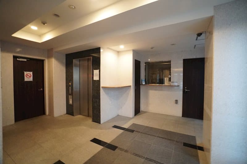 Room image 9