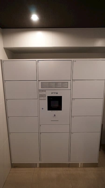 Room image 9
