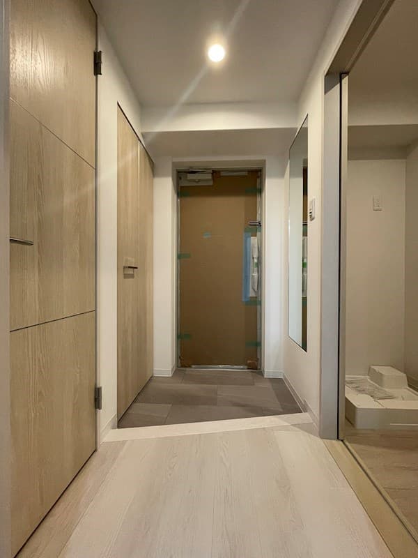 Room image 8
