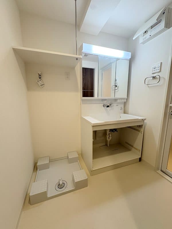 Room image 10
