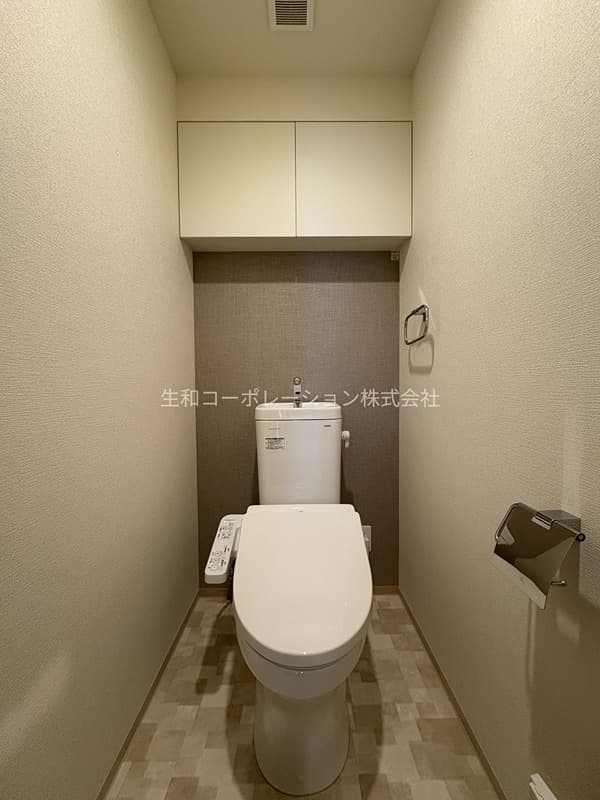 Room image 10
