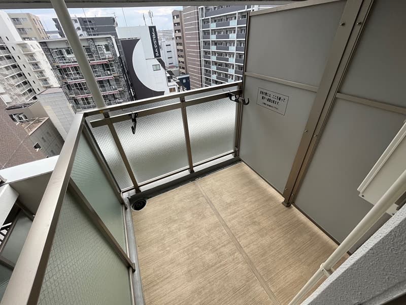 Room image 8