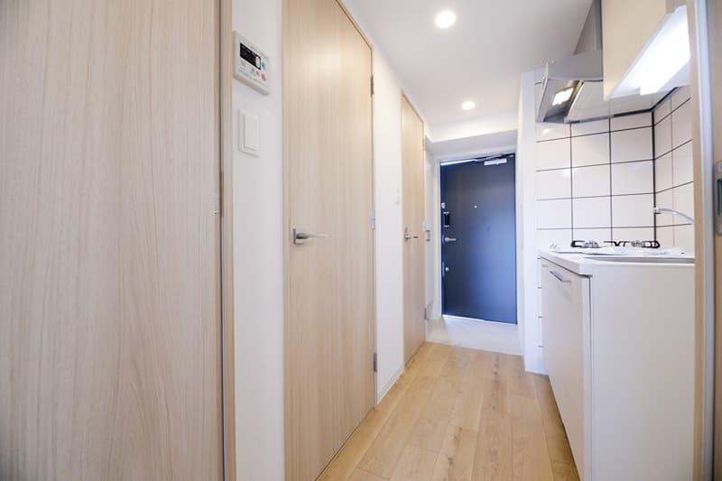 Room image 8