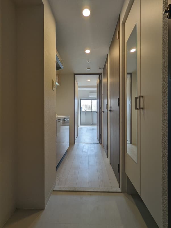 Room image 8