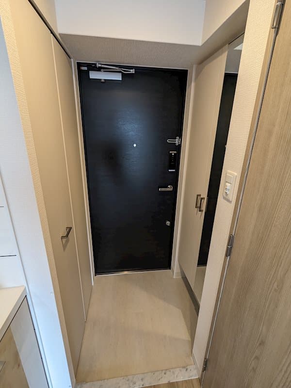 Room image 8