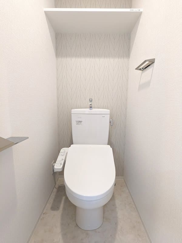 Room image 10