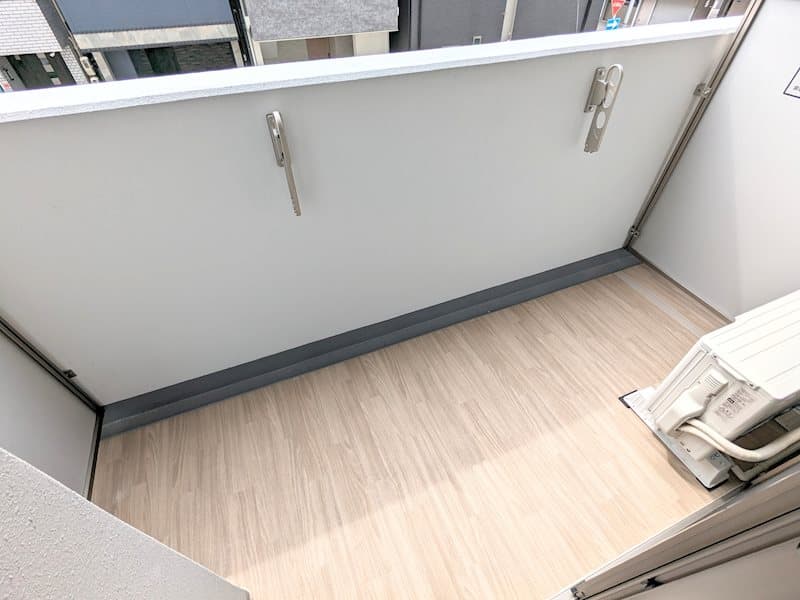 Room image 8