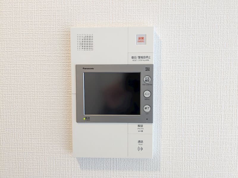 Room image 12