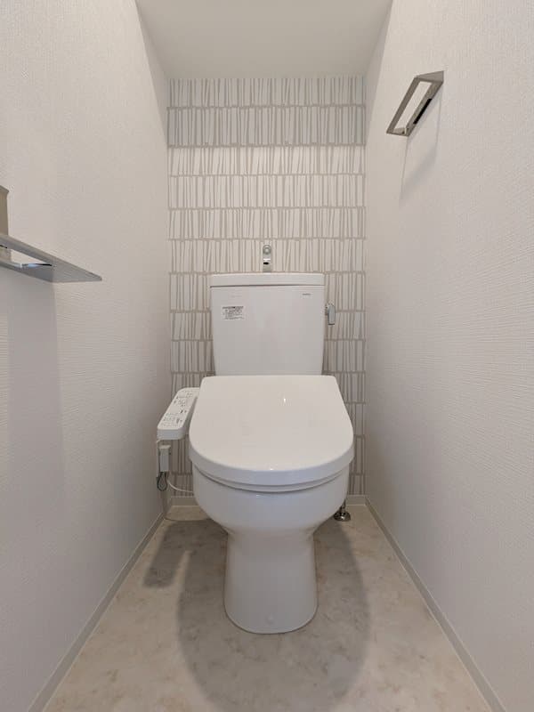 Room image 11
