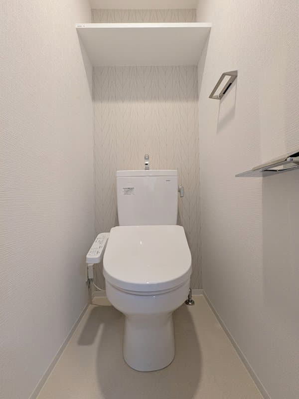 Room image 11