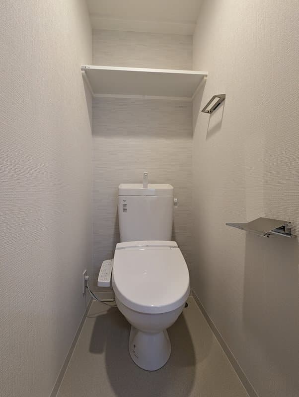 Room image 11