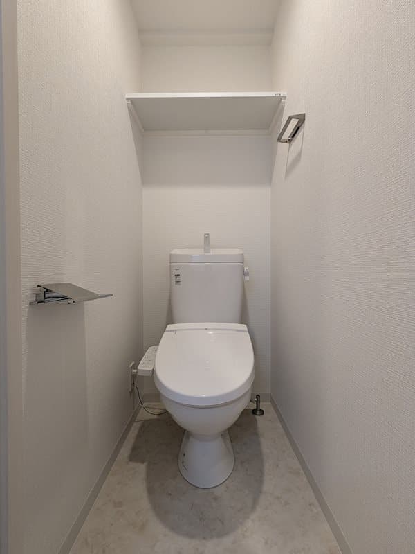 Room image 11