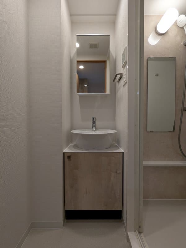 Room image 10