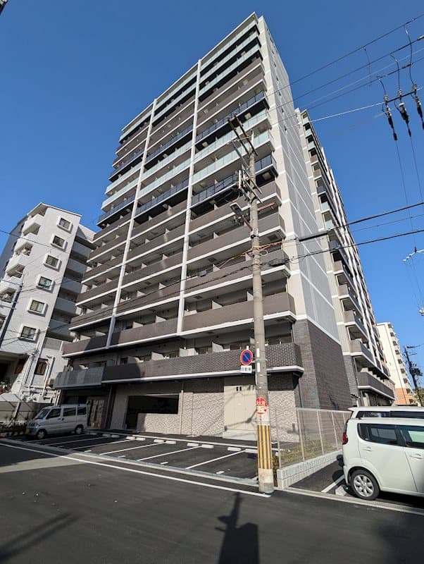Main exterior of Eslead Shin-Osaka The Premier WEST