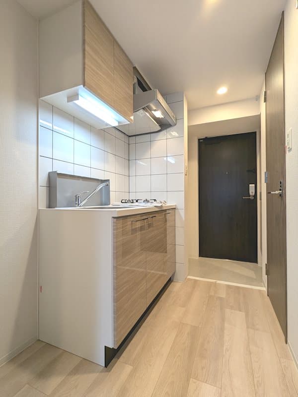 Preview interior of Eslead Shin-Osaka The Premier WEST