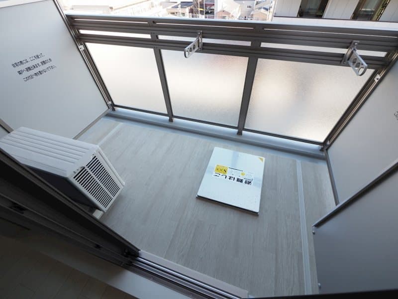 Room image 9