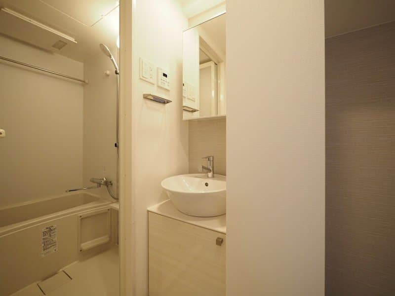 Room image 12