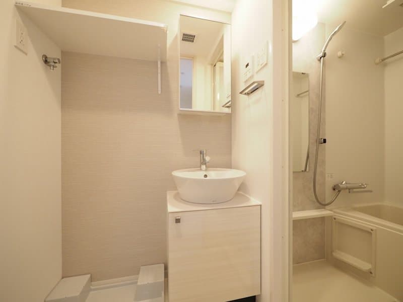 Room image 12