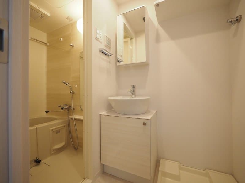 Room image 11