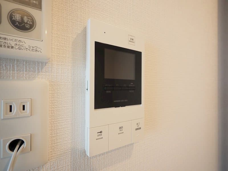 Room image 11