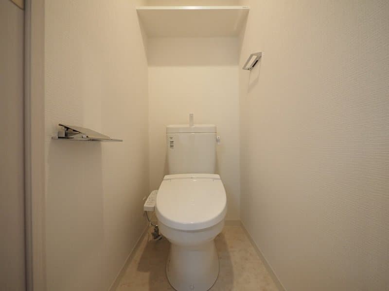 Room image 10