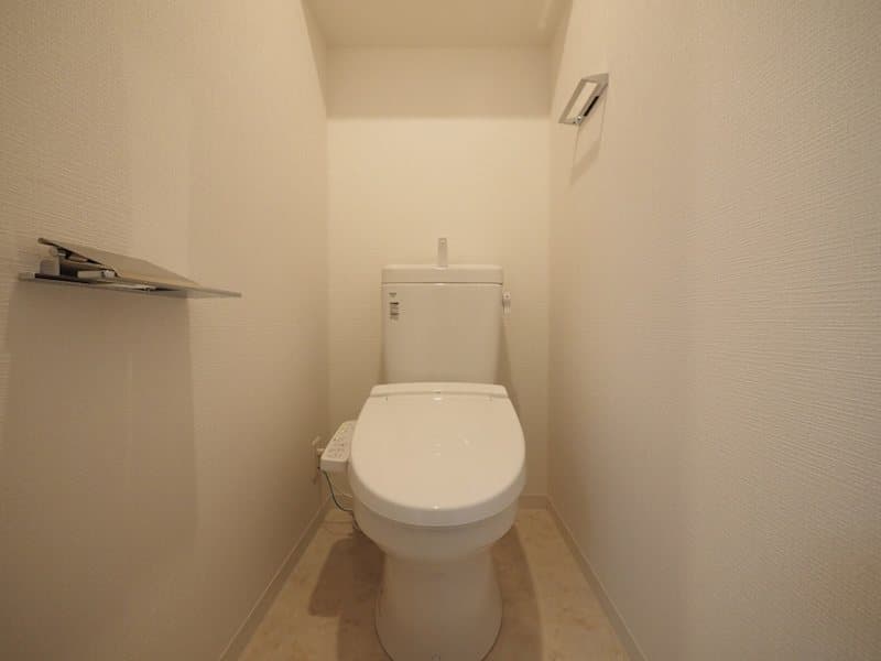 Room image 11