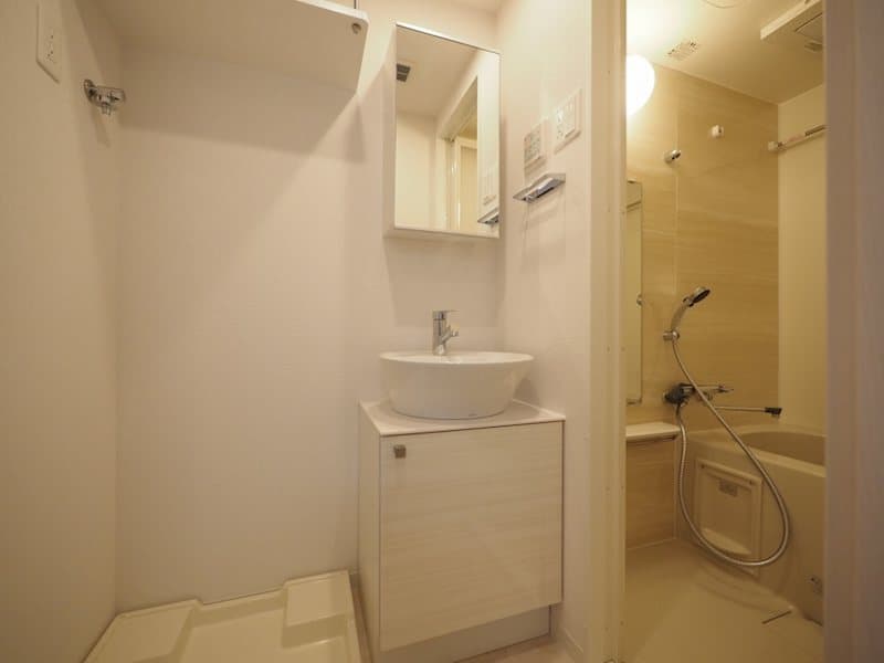 Room image 12