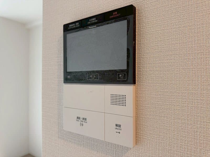 Room image 12