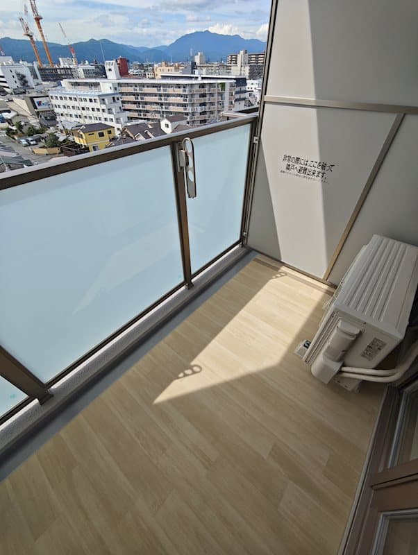 Room image 9