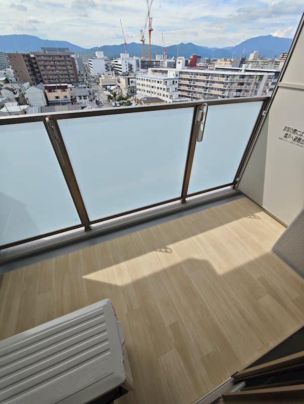 Room image 9