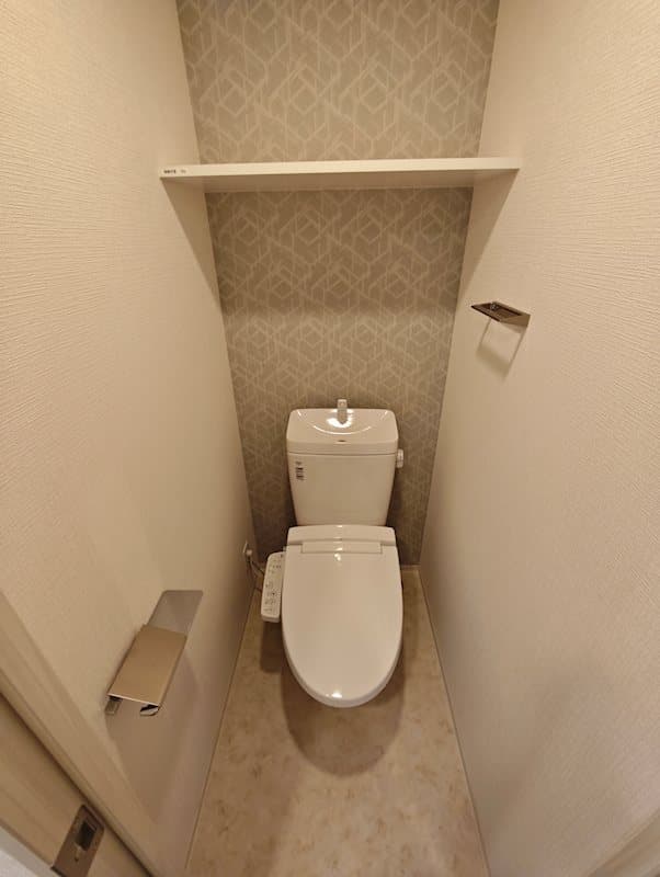 Room image 11