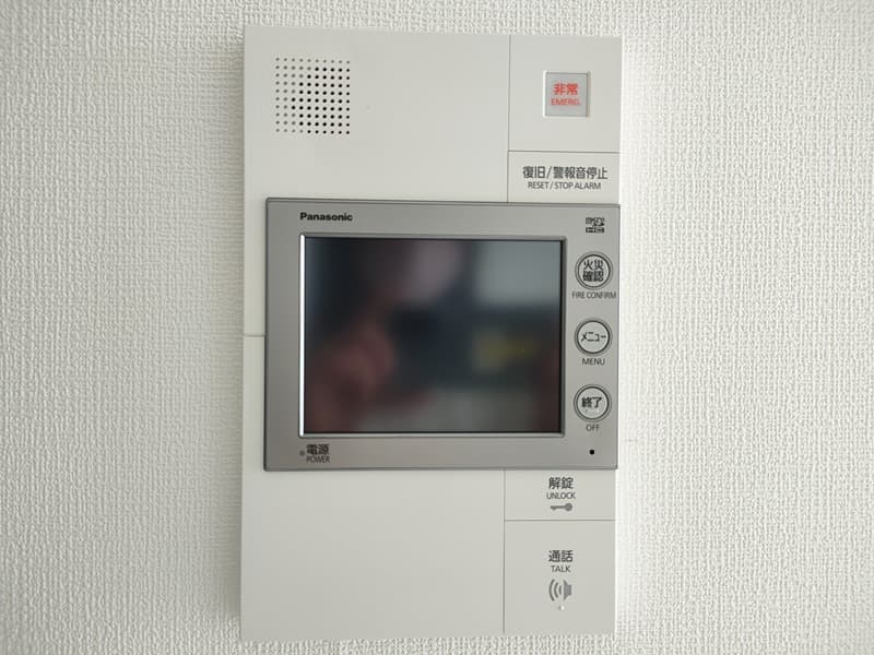 Room image 11