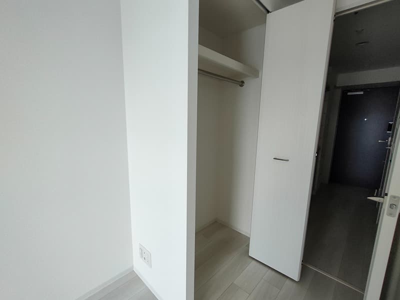 Room image 12