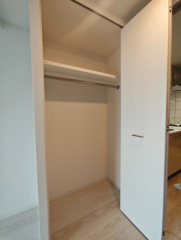 Room image 14