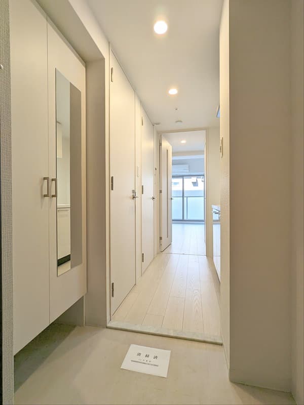 Room image 8