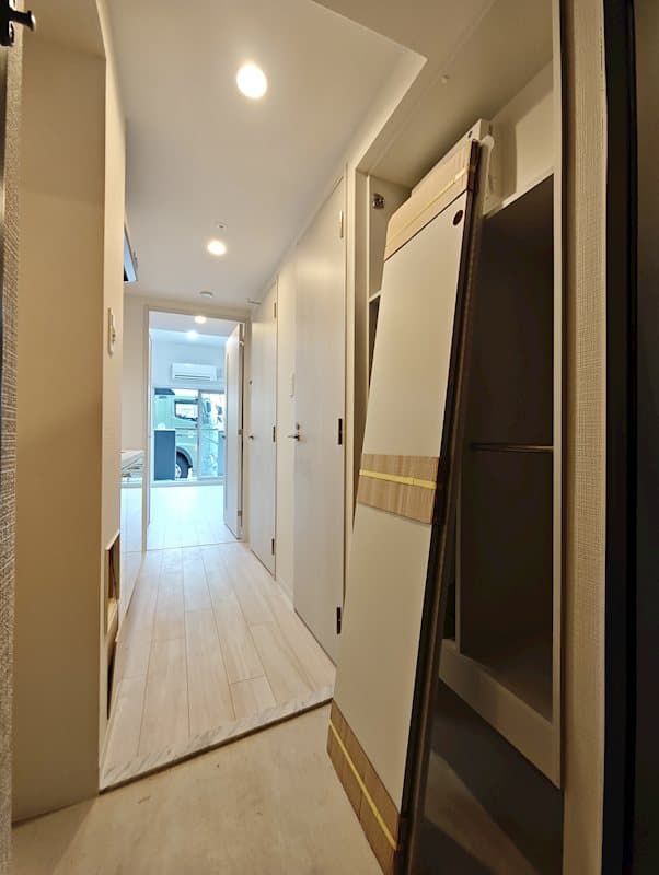 Room image 8