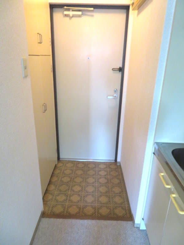 Room image 8