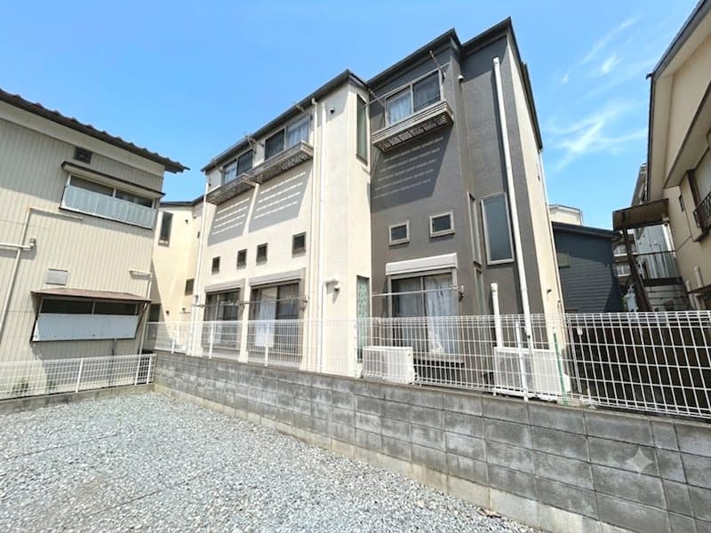 Main Image