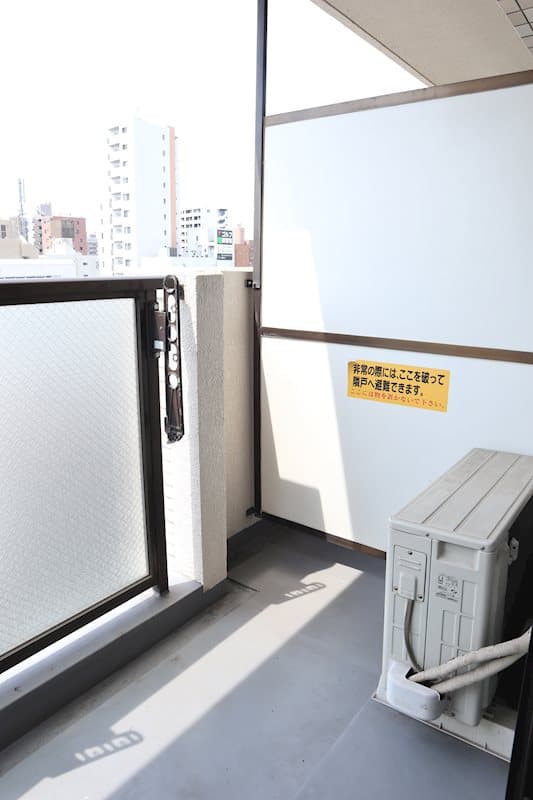 Room image 9