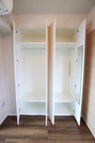 Room image 11