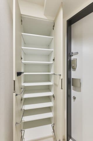 Room image 11