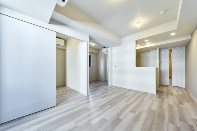 Room image 9