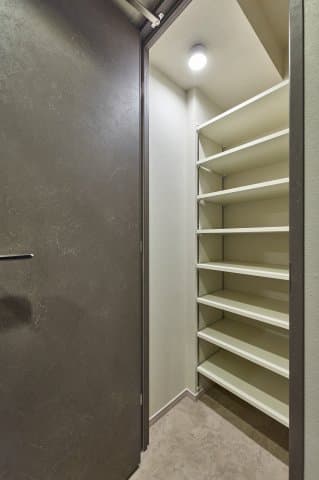 Room image 15