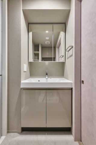 Room image 15
