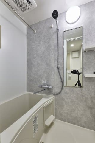 Room image 9
