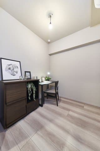 Room image 15