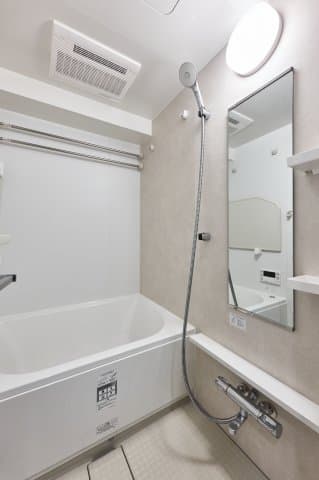Room image 8